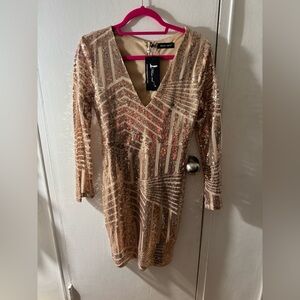 Miss Ord sequence cocktail wedding holiday party vneck dress NWT size M